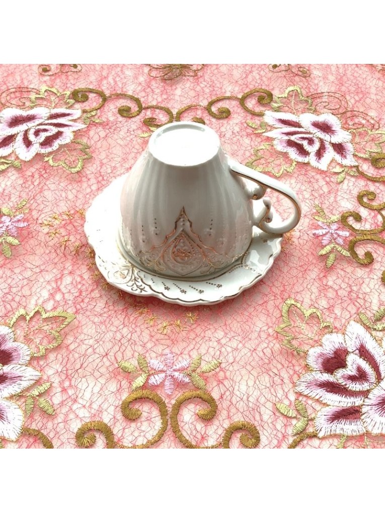 European style hollow embroidered dustproof cloth