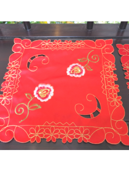 Red Hollow Flower Embroidered Coaster Placemat