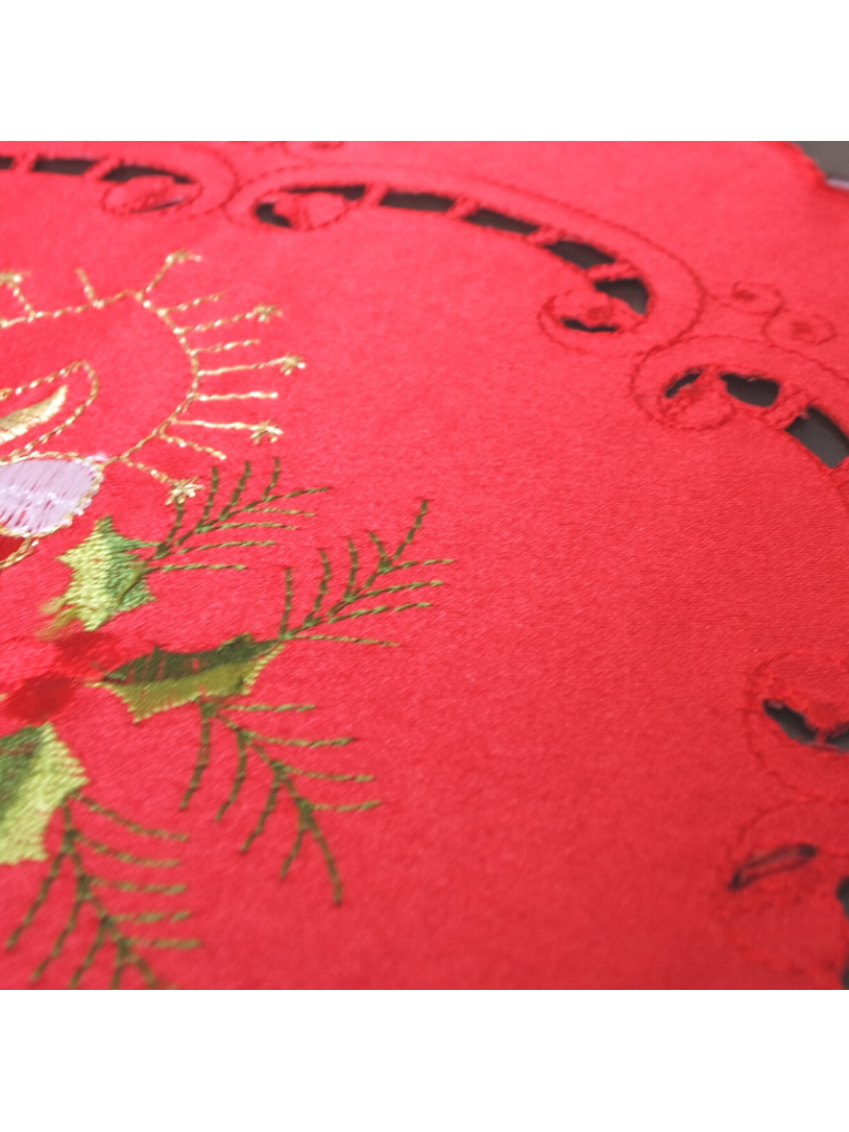 Round Christmas red candle embroidered placemat