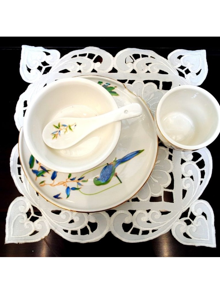 four-piece tableware set