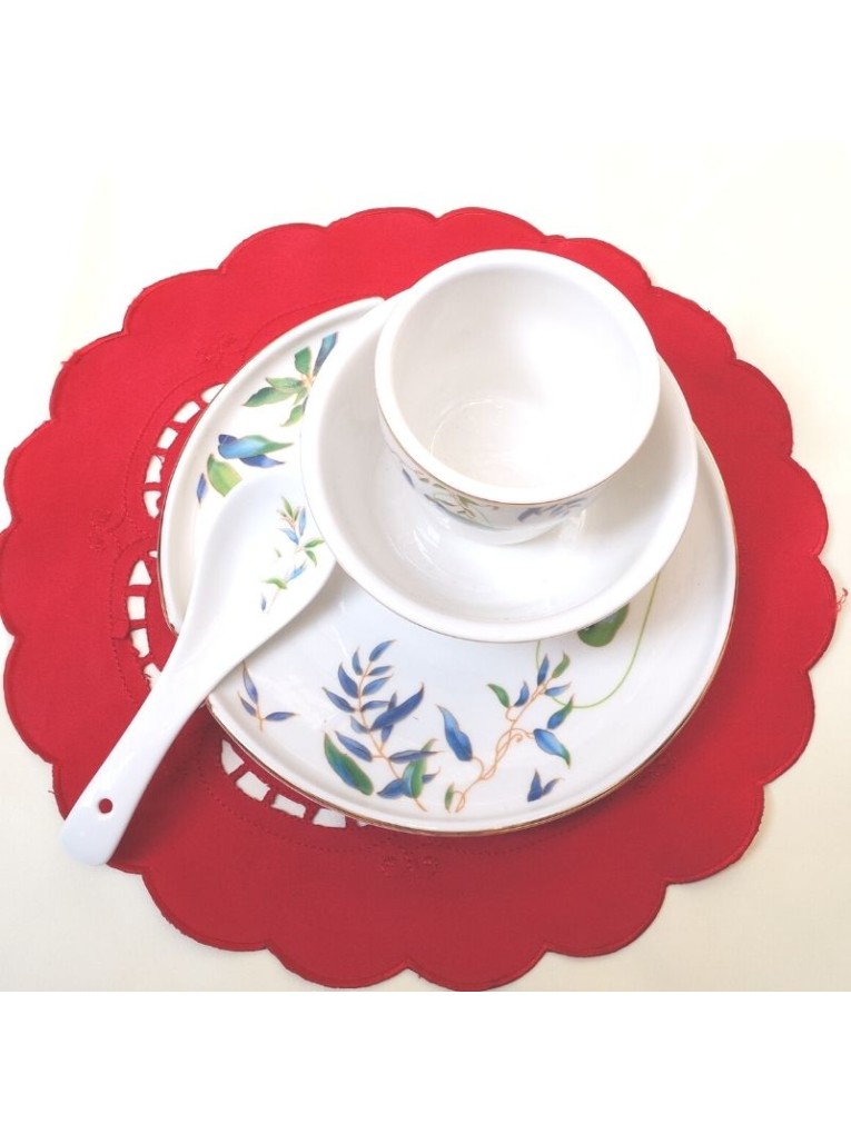 four-piece tableware set