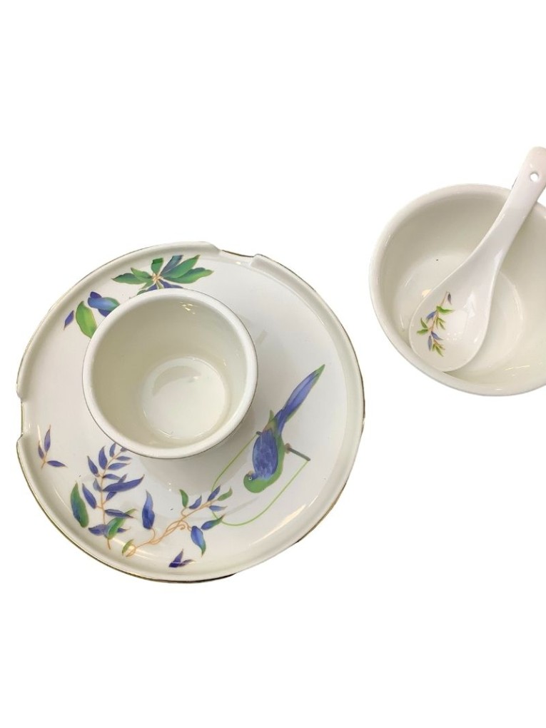 four-piece tableware set