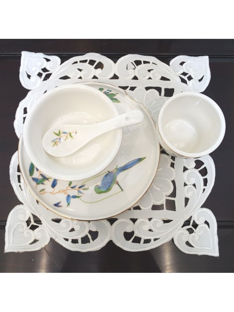 four-piece tableware set