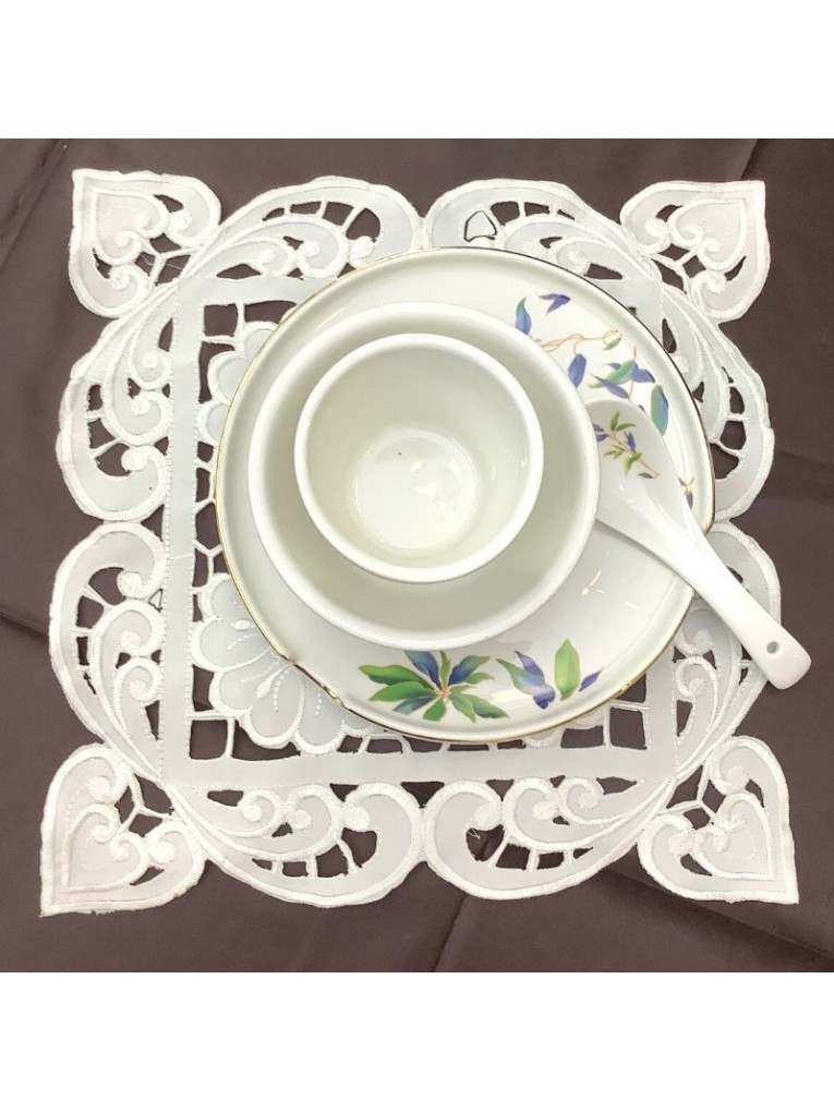 four-piece tableware set