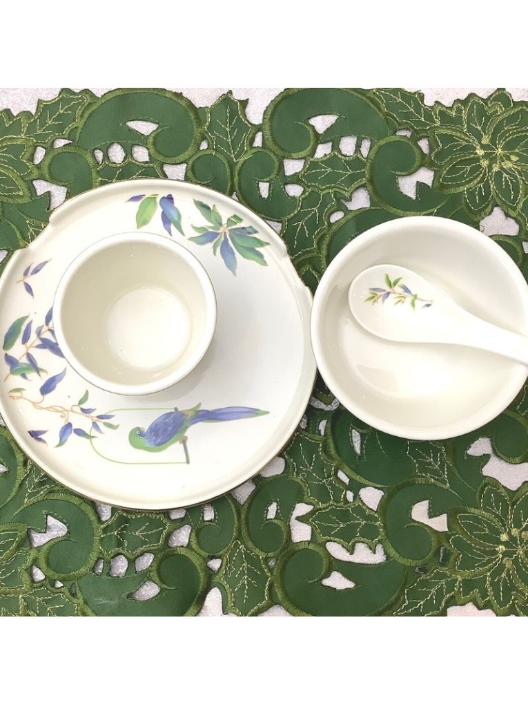 four-piece tableware set